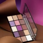 view-eyeshadow-palette-with-shades-cosmetic-powder_23-2150260903